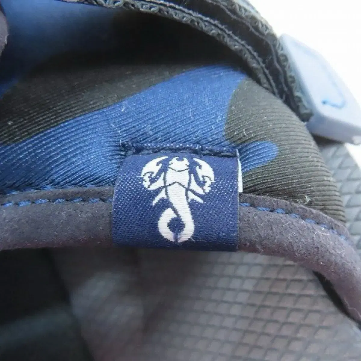 thumbnail-4
